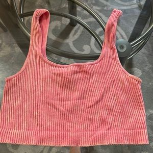 Pink acid wash crop tank